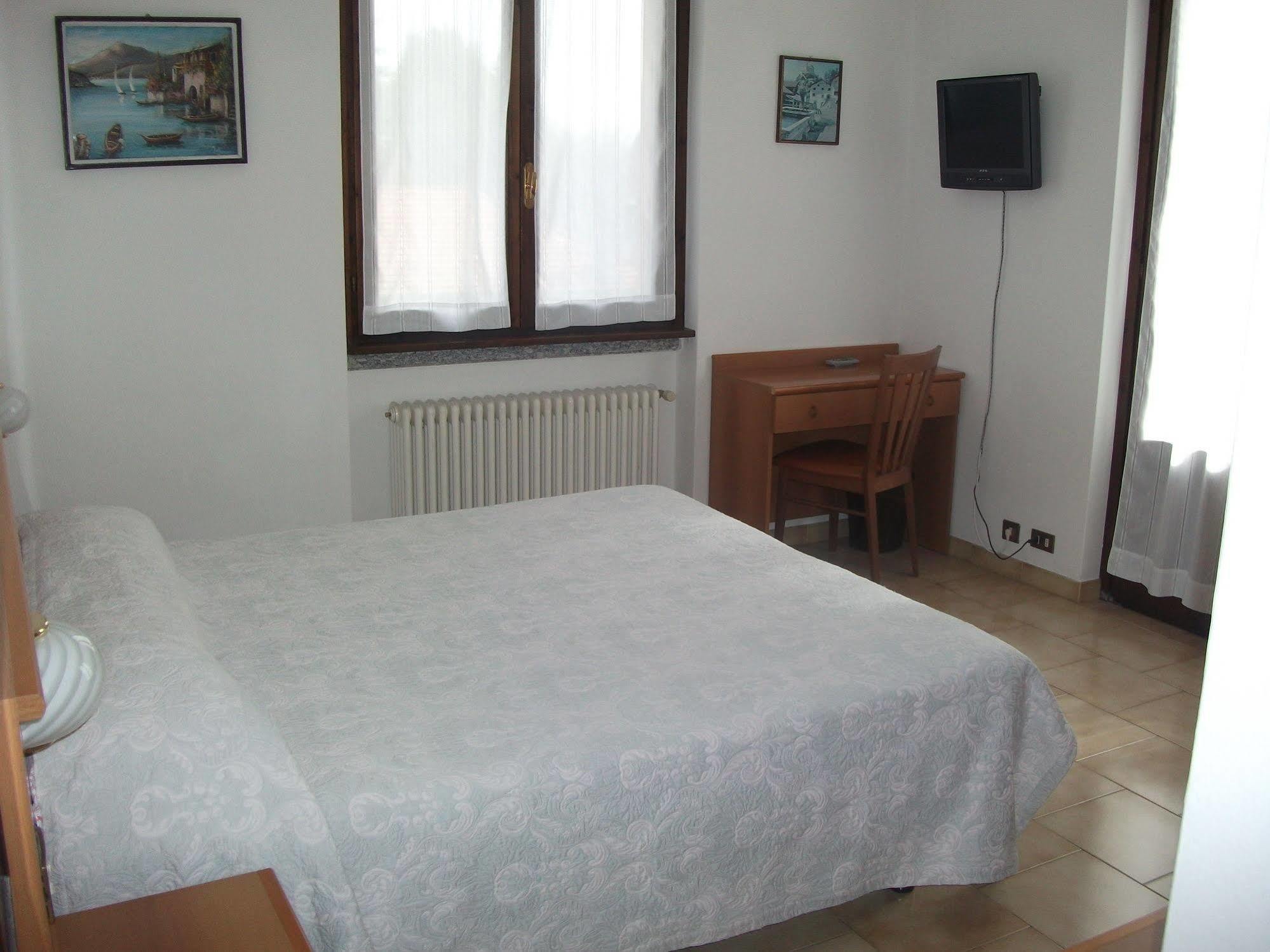 Albergo Breglia Plesio Luaran gambar